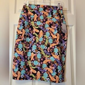 NWT LuLaRoe Cassie L Knit Midi Pencil Skirt Black Multi-Color Floral Skirt
